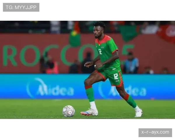 塔普索巴的出色表现助力球队在德甲后防线上持续提升竞争力 塔普索巴的出色表现助力球队在德甲后防线上持续提升竞争力