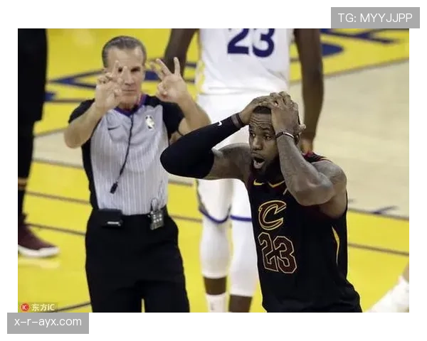 鞋钉朝上犯规到底算不算危险动作？规则这样判罚你知道吗